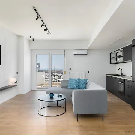Celine By Halu!, Spacious Apartments Next To Business Hub Thessaloniki Exterior photo
