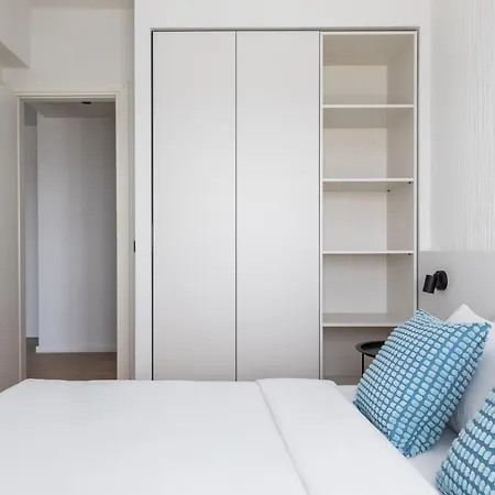 Celine By Halu!, Spacious Apartments Next To Business Hub Thessaloniki Exterior photo