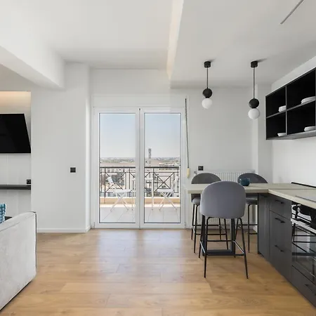 Celine By Halu!, Spacious Apartments Next To Business Hub Thessaloniki Exterior photo