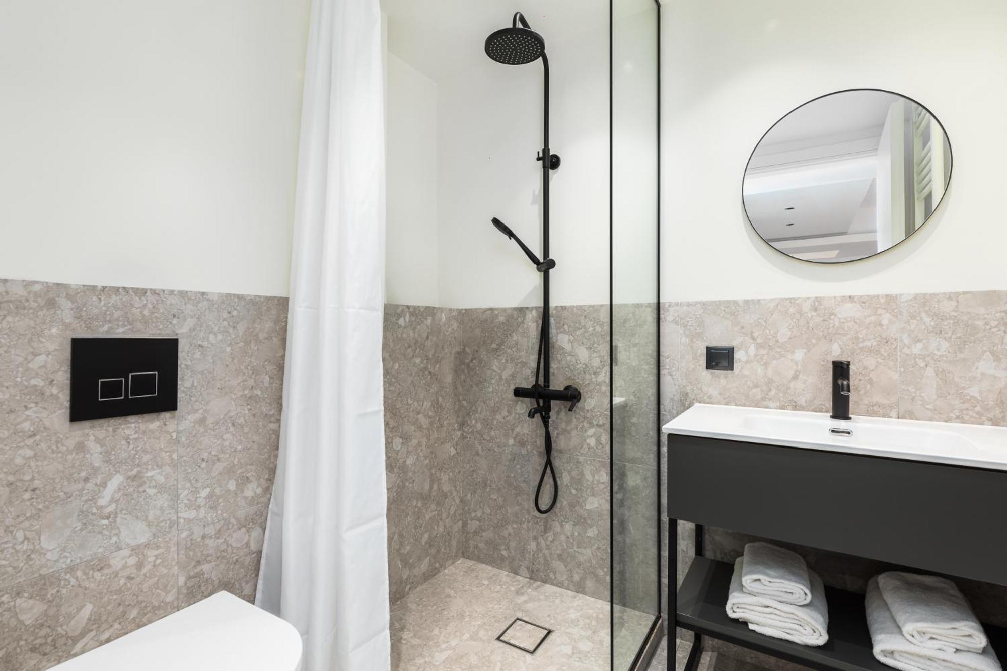 Διαμέρισμα Celine By Halu!, Spacious Next To Business Hub