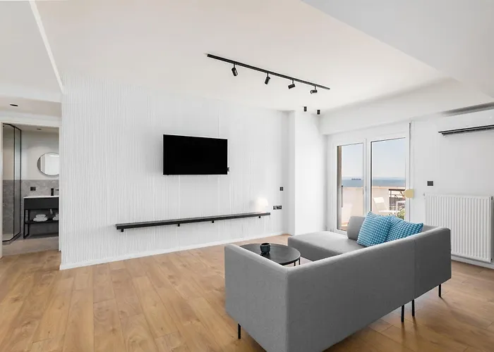 Celine By Halu!, Spacious Apartments Next To Business Hub
